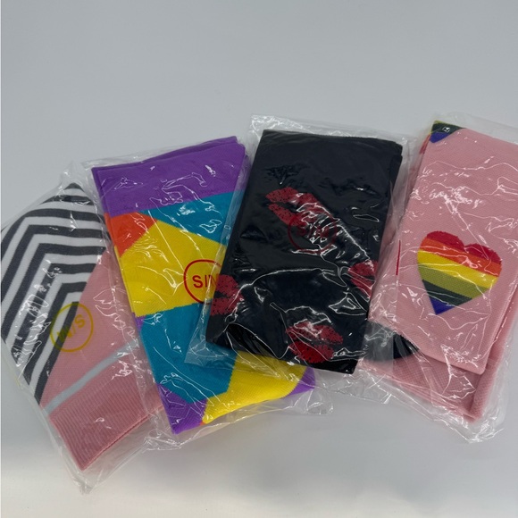 Accessories - NWT Compression Socks – 4 Pairs – Unused & Unopened